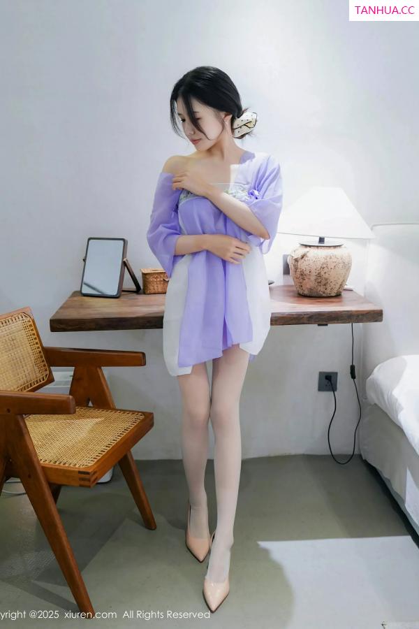 袁圆  [XiuRen]高清写真图 2025.06.06 No.10376 袁圆 姿色汉服第6张图片